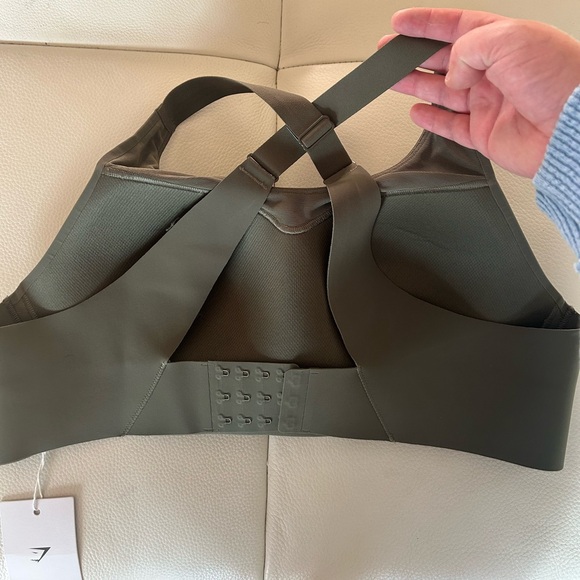 NWT GymShark Cross Back high support sports bra Olive Green XL SOLD OUT ON SITE - Picture 4 of 8